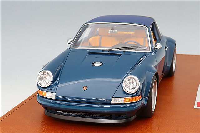 D-MODEL 1/64 ポルシェ 911 タルガ 4S ブルー