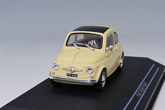 イクソ 1/43 フィアット アバルト 500e 2024 イエロー