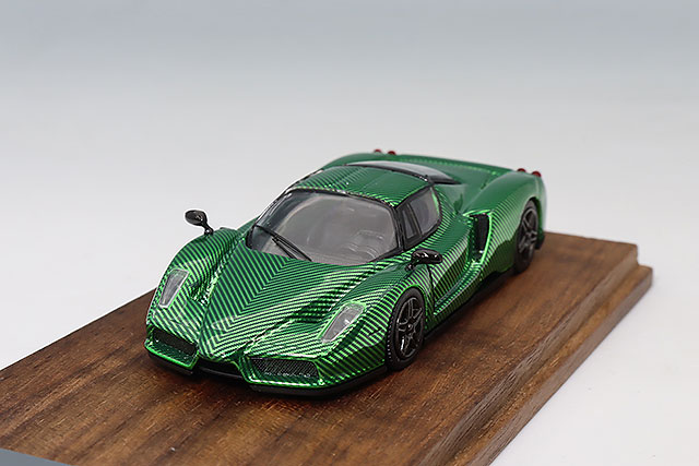 Finclassically 1/64 フェラーリ エンツォ クロームカーボンパープル