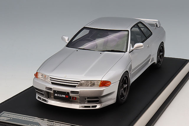 MOTORHELIX 1/18 日産 スカイライン GT-R (R32) カスタマイズ