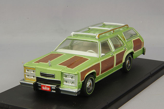 グリーンライト 1/64 1983 ダッジ ディプロマット - Veteran's Cab Co.