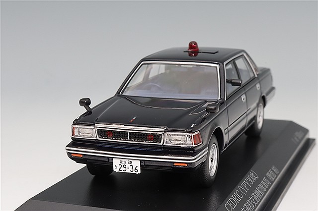 RAI'S 1/43 日産 セドリック (YPY30) 1985 警察本部警備部要人