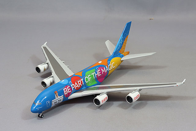 予約]herpa wings 1/250 (プラスチック製) A380 エミレーツ航空
