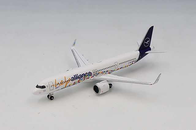 ヘルパ 1/500 エアバス A319 アメリカン航空 Allegheny Heritage