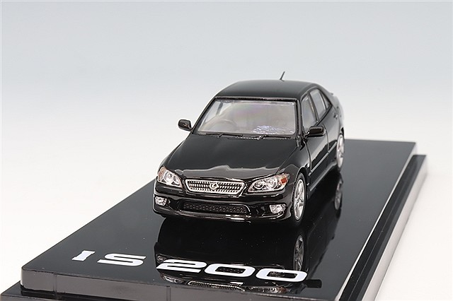 ホビージャパン 1/64 レクサス IS 200 (E10) 1999 ブルー