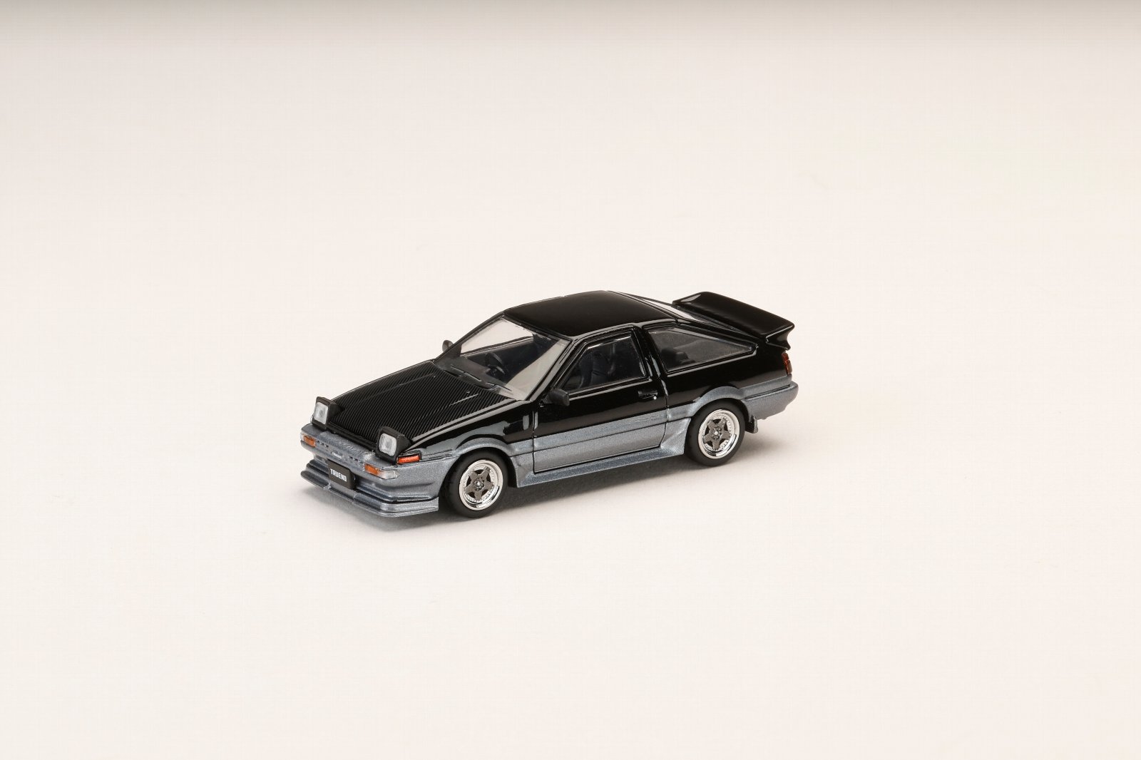 HJ647052SG.jpg