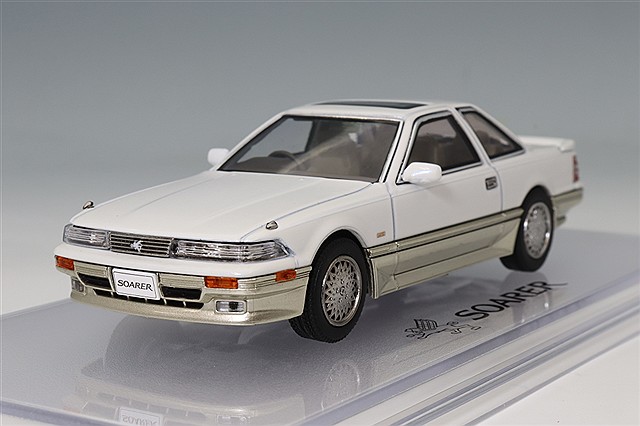 ホビージャパン 1/43 トヨタ ソアラ 2000 ツインカム 24 ツインターボ