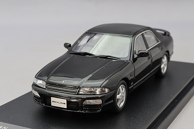 CAM@ 1/43 日産 スカイライン GTS 25t (R33) 4ドアセダン 1993年
