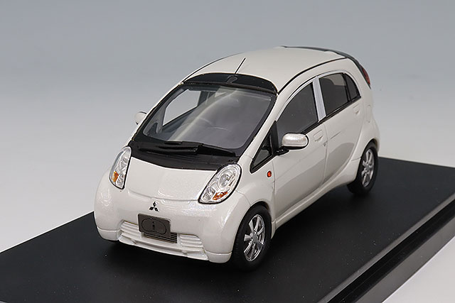 ミニカ 1/43 MITSUBISHI MINICA DANGAN ZZ (1990) グレースシルバー