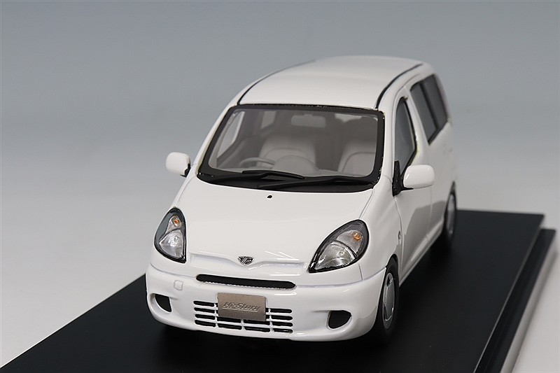 ハイストーリー 1/43 ホンダ アヴァンシア V (1999) プレミアム