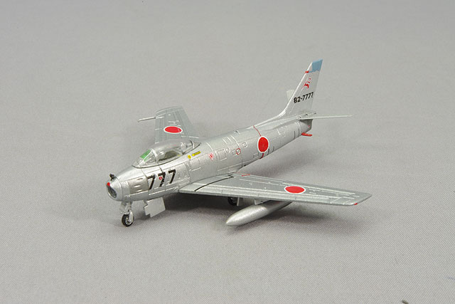 ワールドエアクラフト　T−4 5機 Amazon | プラッツ(PLATZ) 1/100 航空自衛隊 練習機 T-4 第11