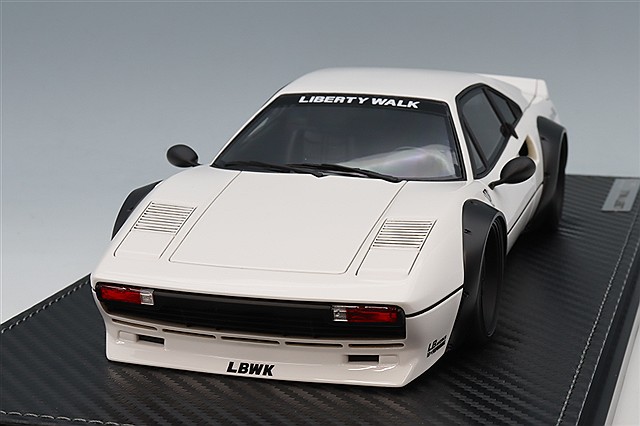 イグニッションモデル 1/18 LB-WORKS ケンメリ 2Dr アドバンカラー/深