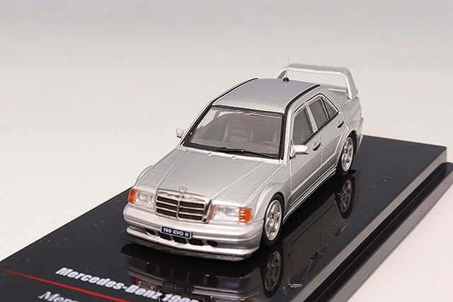 PANDEM 190 White イグニッションモデル　IG3774 イグニッションモデル 1/18 パンデム 190 ホワイト