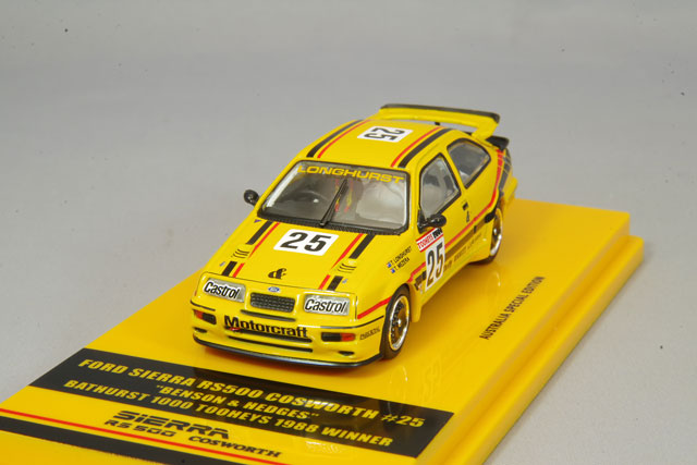 イノモデル 1/64 フォード シエラ RS500 コスワース 