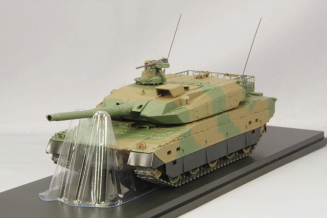 s 1/43 陸上自衛隊 74式戦車 国産の第二世代の主力戦車 74式戦車が 1/43スケール完成品で登場！9月5