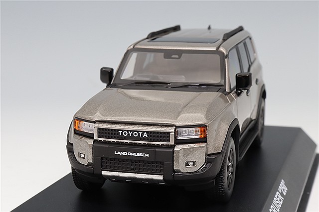 超歓迎された ランドクルーザー トヨタ 1/43 京商 250 ファースト ZX ミニカー