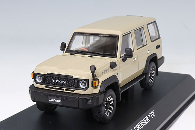 1/18 トヨタ ランドクルーザー HDJ80 1992 (ベージュ) 限定生産 オットー 1/18 トヨタ ランドクルーザー HDJ80 1992 ベージュ