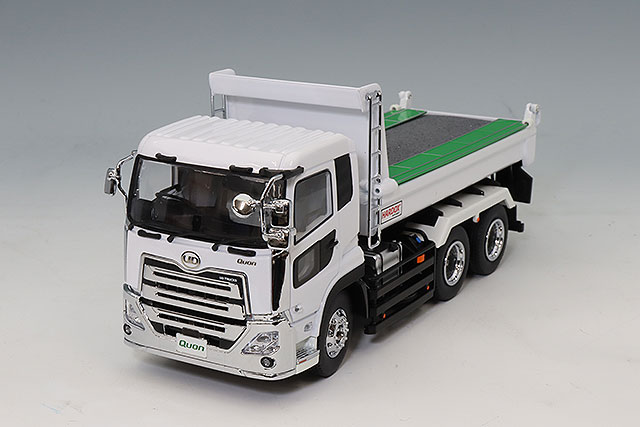 UDトラックス　クオンダンプトラック　1/43 71aI9JPywfL._UF350,350_QL50_.jpg