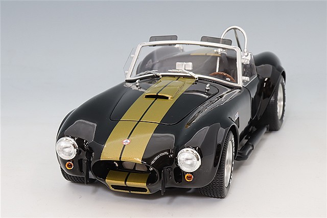 京商 1/18 シェルビー コブラ 427 S/C クローム