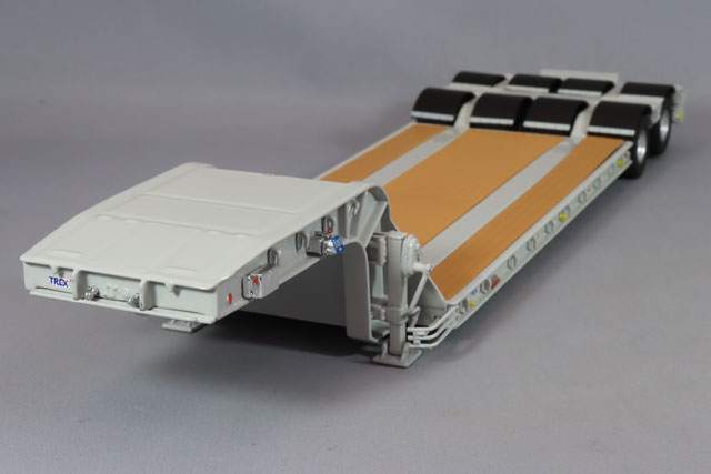 日野自動車特注】 京商製 1/43 日野 700ZS (6x4) ホワイト