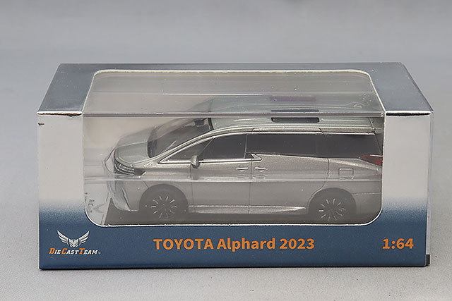ダイキャストチーム 1/64 トヨタ アルファード 2024 ブラック 右