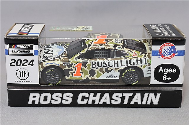 ライオネルレーシング 1/64 シボレー カマロ ZL1 BUSCH LIGHT