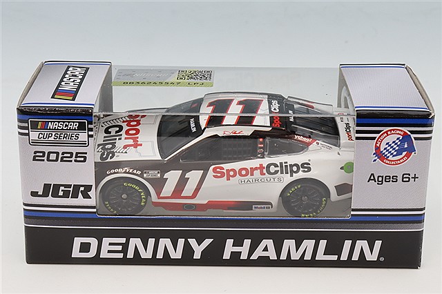 ライオネルレーシング 1/64 トヨタ カムリ XSE マクドナルド