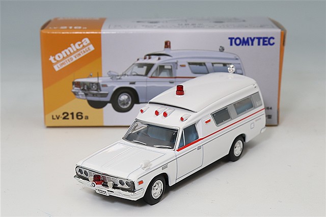 トミカリミテッドヴィンテージ 1/64 トヨタ スポーツ800 カスタム