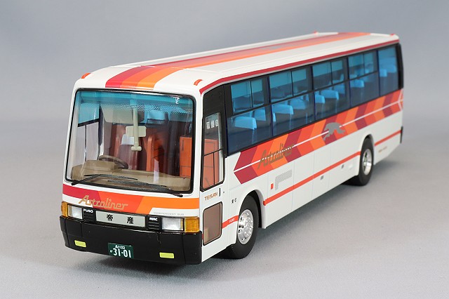 LVN300b.jpg