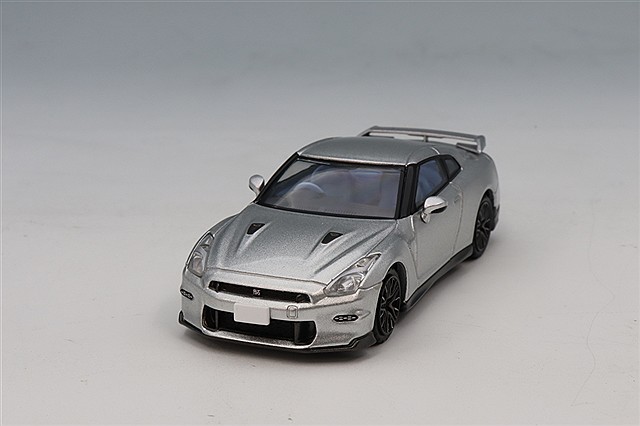 トミカリミテッドヴィンテージ NEO 1/64 JECS スカイライン R32