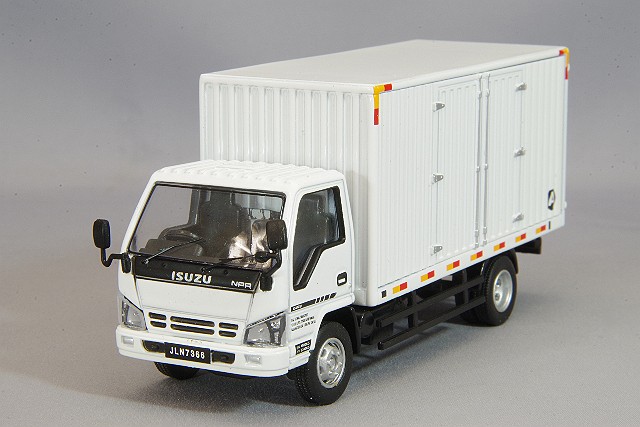 MC0011.jpg
