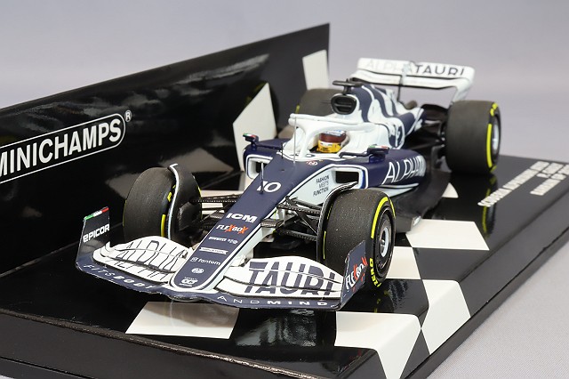MC417220110.jpg