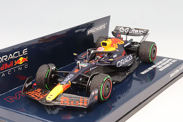 ミニチャンプス製 1/43　ロータス・ルノー　R31　2011 Nハイドフェルド Lotus Renault R31 Gp. Malaysia Nº9 N.Heidfiel 2011