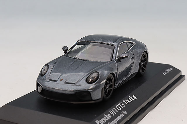ミニチャンプス 1/18 ポルシェ 911 カレラ 3.2 カブリオレ 1983