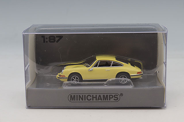ミニチャンプス 1/43 ポルシェ 911 (992) GT3RS 2023 ホワイト