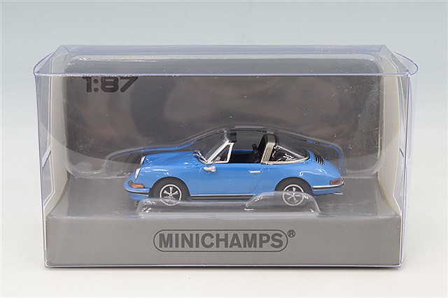 ミニチャンプス 1/43 ポルシェ 911 タルガ 1972 グリーン