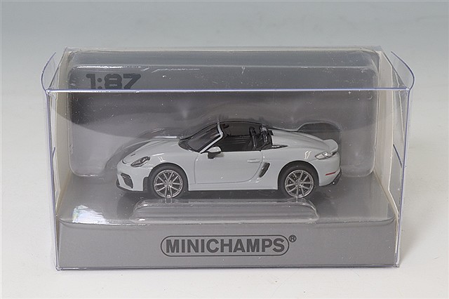 304-040 ノレブ 1/18 ポルシェ 718 スパイダー RS 2023 ノレブ 1/18 ポルシェ 718 スパイダー RS 2023 ガードレッド