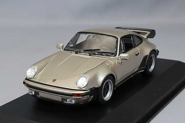 ミニチャンプス　ポルシェ911ターボ Amazon | ミニチャンプス 1/43 ポルシェ 911 ターボ (991) 2013
