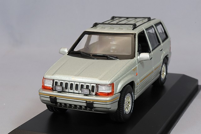 MC940149661.jpg