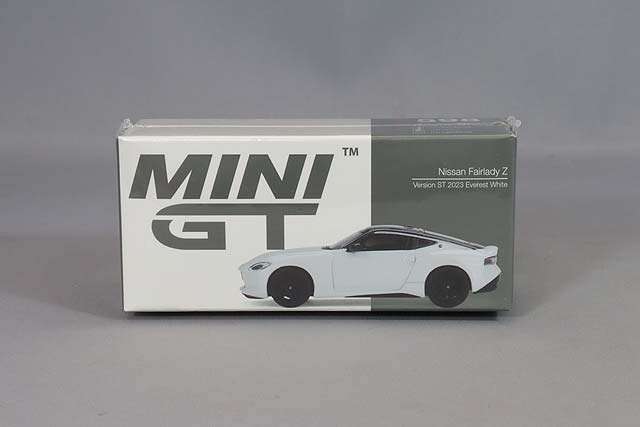 MGT00598-R.jpg