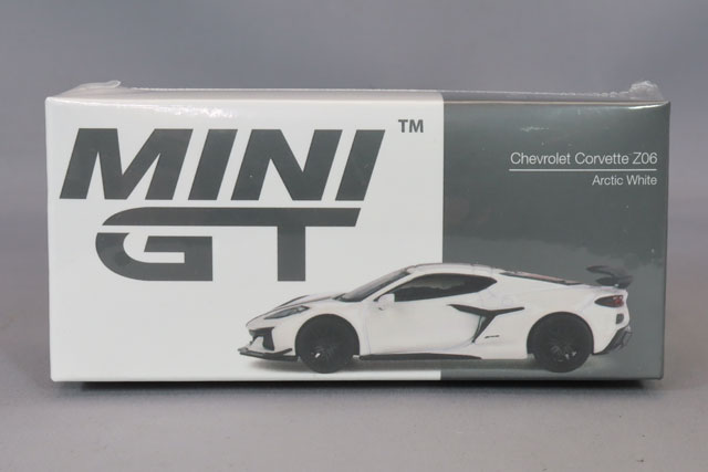 MGT00677-L.jpg