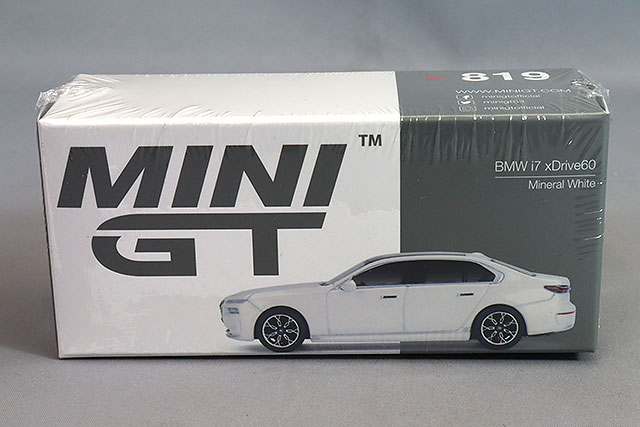 MGT00819-R.jpg