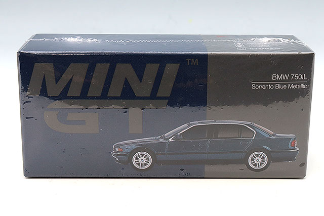 MGT00894-R.jpg