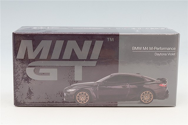 MGT01112-R.jpg