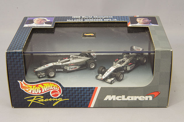 Hot Wheels バットマンビギンズ ミニカー2台セット マテル 1/64 バットモービル 2台セット 