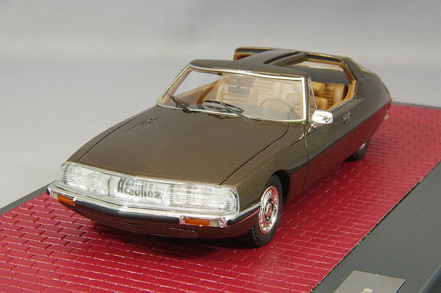 MX40304-043.jpg