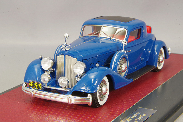 MX41601-042.jpg