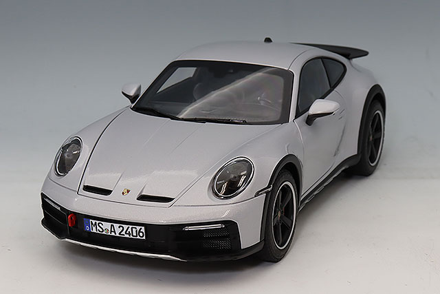 【10/1まで ハッピー】ノレブ 1/18 ポルシェ ケイマンGT4 RS ミニカー 1/18 ポルシェ 718 ケイマン ノレブ NOREV 1/18 PORSCHE 718