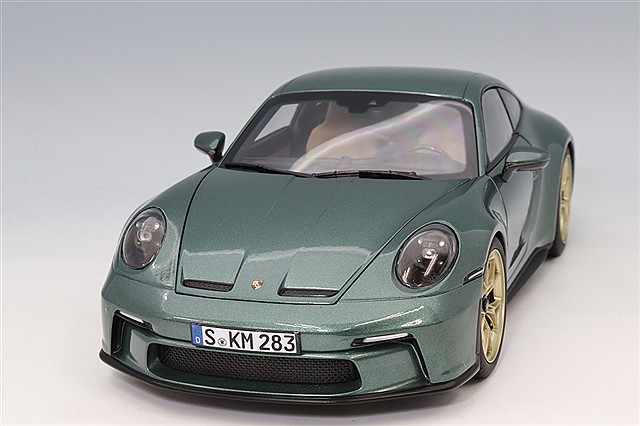 ノレブ 1/18 ポルシェ ケイマン GT4 RS ヴァイザッハ 2023 ブリュー