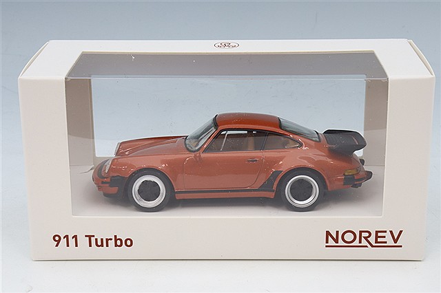 ノレブ 1/43 ポルシェ カイエン ターボ クーペ 2019 メタリックブラウン